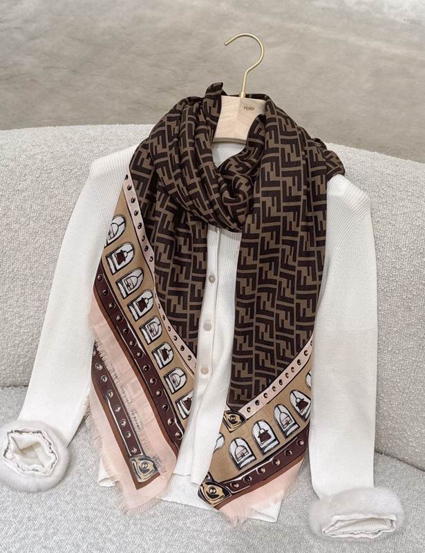 Fendi scarf 135X135cm E052529